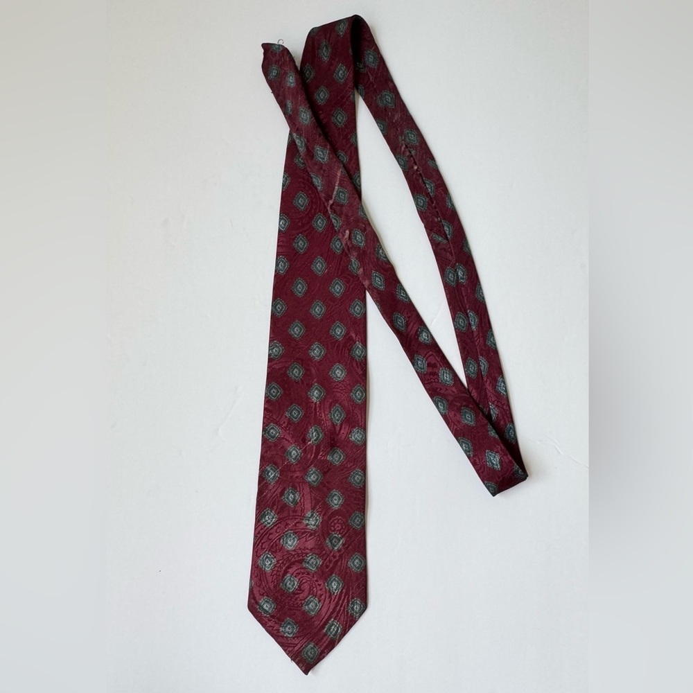 Vintage Christian Dior Monsieur Red Paisley Medallion Tipped Necktie 58” READ - Picture 7 of 7